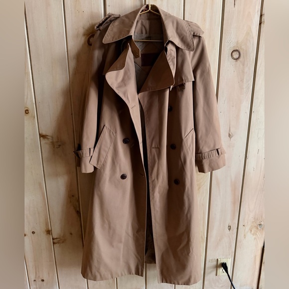 Etienne Aigner Jackets & Blazers - Etienne Aigner Beige trench coat Tan Trench Coat